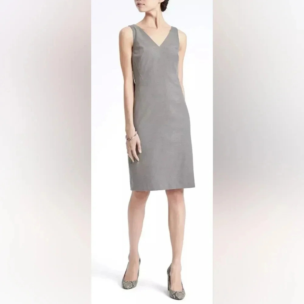 BANANA REPUBLIC Luxe Brush Twill Paneled Sheath Dress, Color Grey Size 0